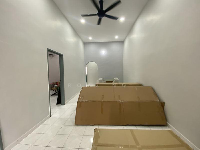 1-storey Terraced House for Sale in Taman Bukit Jaya (Ulu Tiram) - Royz Ng - Interior - PropertyGuru.com.my