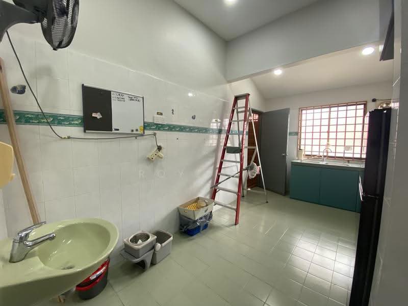 1-storey Terraced House for Sale in Taman Bukit Jaya (Ulu Tiram) - Royz Ng - Kitchen - PropertyGuru.com.my