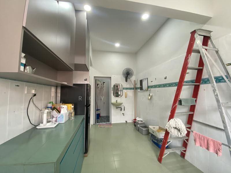 1-storey Terraced House for Sale in Taman Bukit Jaya (Ulu Tiram) - Royz Ng - Kitchen - PropertyGuru.com.my