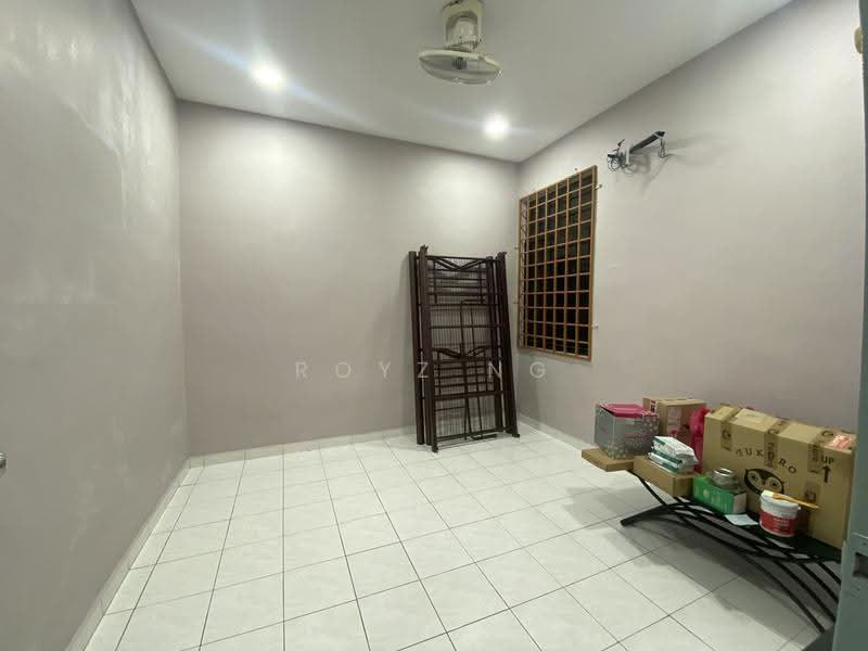 1-storey Terraced House for Sale in Taman Bukit Jaya (Ulu Tiram) - Royz Ng - Interior - PropertyGuru.com.my