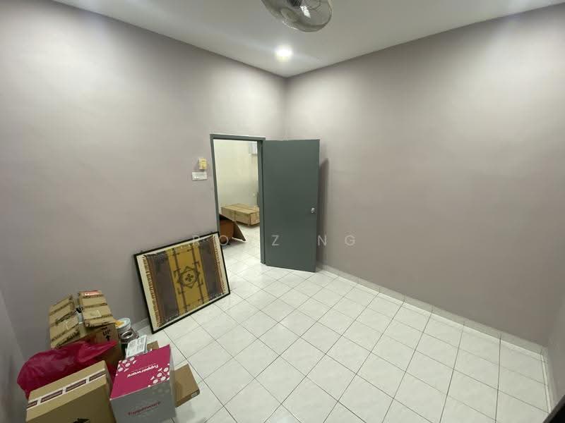 1-storey Terraced House for Sale in Taman Bukit Jaya (Ulu Tiram) - Royz Ng - Interior - PropertyGuru.com.my