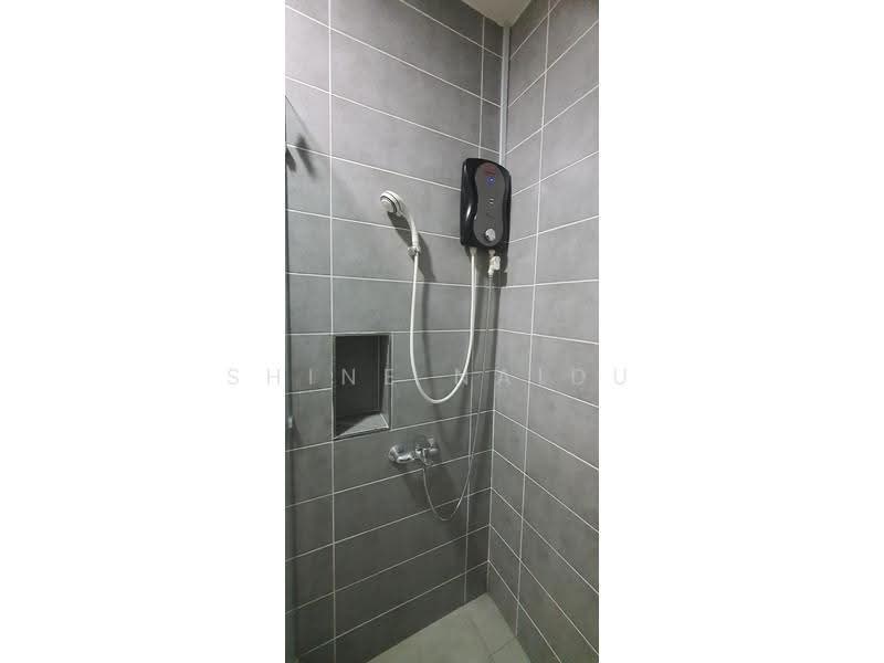 Kediaman Servis untuk Dijual di Paragon Residences @ Straits View - Shine Naidu - Bathroom - PropertyGuru.com.my