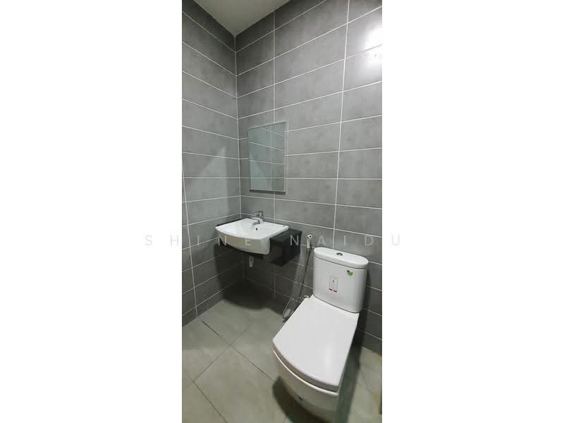 Kediaman Servis untuk Dijual di Paragon Residences @ Straits View - Shine Naidu - Bathroom - PropertyGuru.com.my