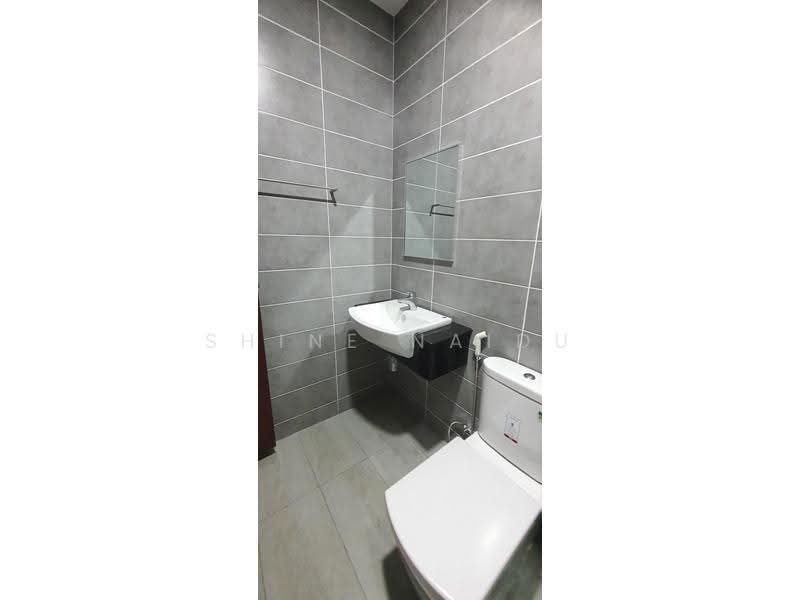 Kediaman Servis untuk Dijual di Paragon Residences @ Straits View - Shine Naidu - Bathroom - PropertyGuru.com.my