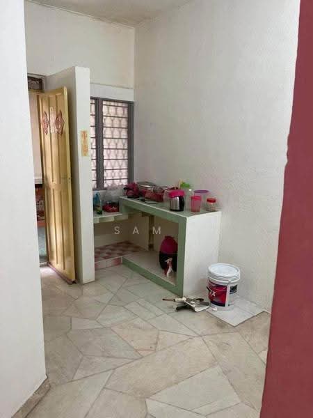 1-storey Terraced House for Sale in Taman Temara (Ipoh) - Sam . - Kitchen - PropertyGuru.com.my
