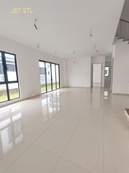Semi-Detached House for Sale in Setia Eco Park (Setia Alam) - Alwin Lee - Living Room - PropertyGuru.com.my