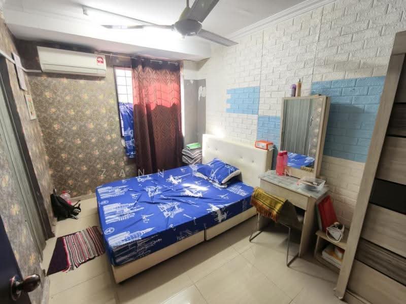 2-storey Terraced House for Sale in Bukit Beruntung (Selangor) - Zann Fauzan - Bedroom - PropertyGuru.com.my