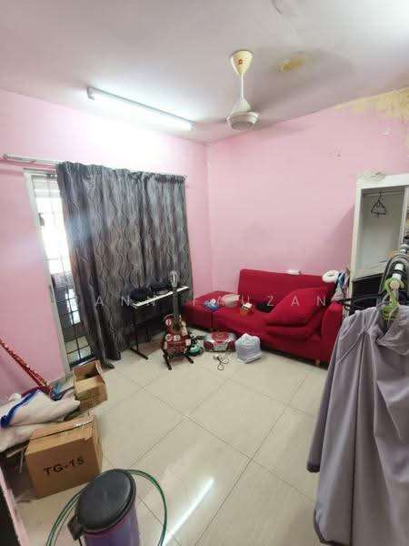 2-storey Terraced House for Sale in Bukit Beruntung (Selangor) - Zann Fauzan - Living Room - PropertyGuru.com.my