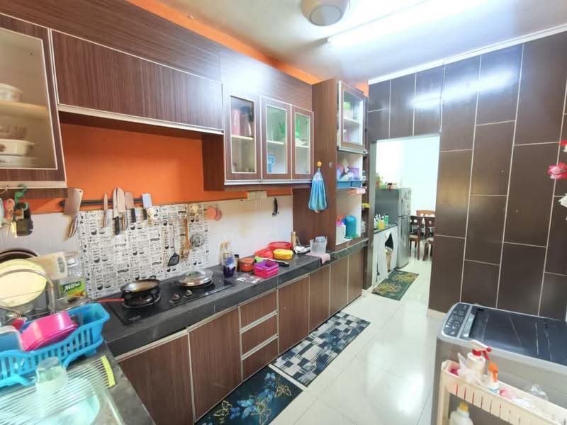 2-storey Terraced House for Sale in Bukit Beruntung (Selangor) - Zann Fauzan - Kitchen - PropertyGuru.com.my