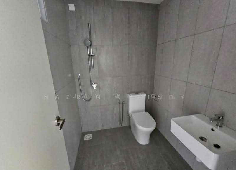 Townhouse for Rent in Seksyen 13 (Shah Alam) - Nazrin Affendy - Bathroom - PropertyGuru.com.my