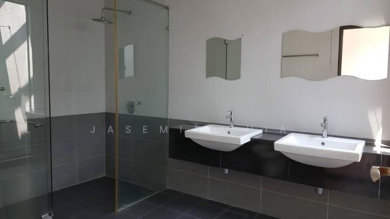 Rumah Teres 3-Tingkat untuk Dijual di Prima Selayang (Selayang) - Jasemin Chia - Bathroom - PropertyGuru.com.my