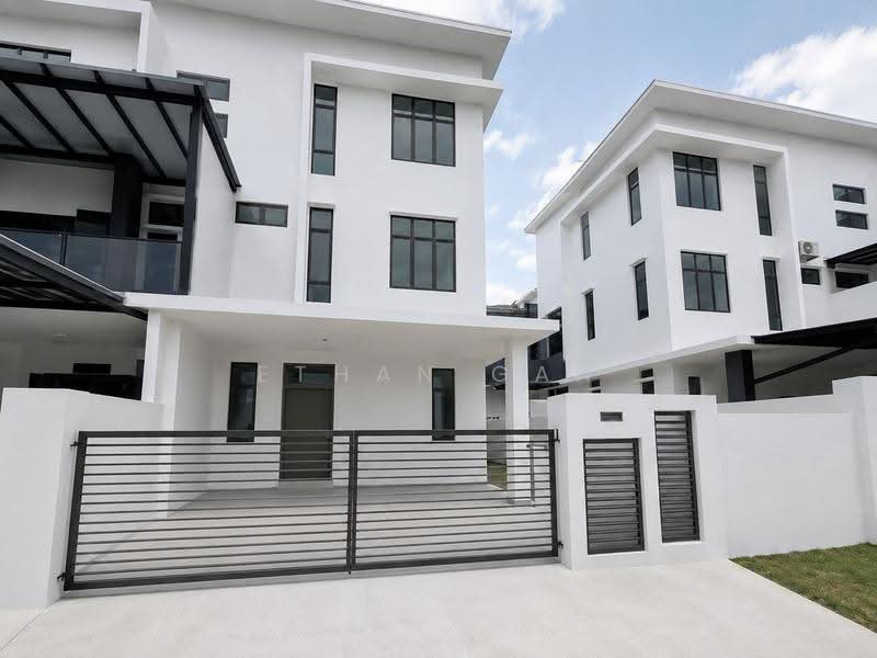Rumah Kluster untuk Disewa di Mutiara Rini (Skudai) - Ethan Gan - Exterior - PropertyGuru.com.my