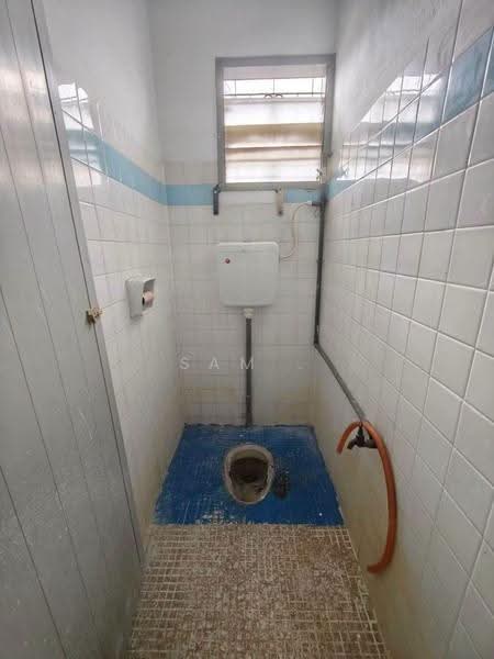 Rumah Teres 2-Tingkat untuk Dijual di Taman Pengkalan Barat (Ipoh) - Sam . - Bathroom - PropertyGuru.com.my