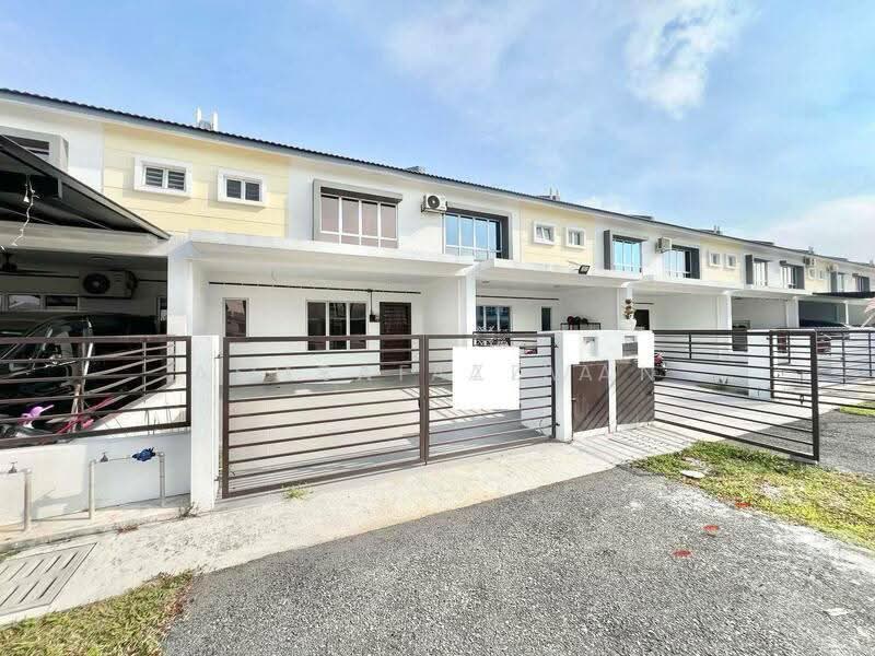Rumah Teres 2-Tingkat untuk Dijual di Kota Warisan (Sepang) - Lisa Azila - Exterior - PropertyGuru.com.my