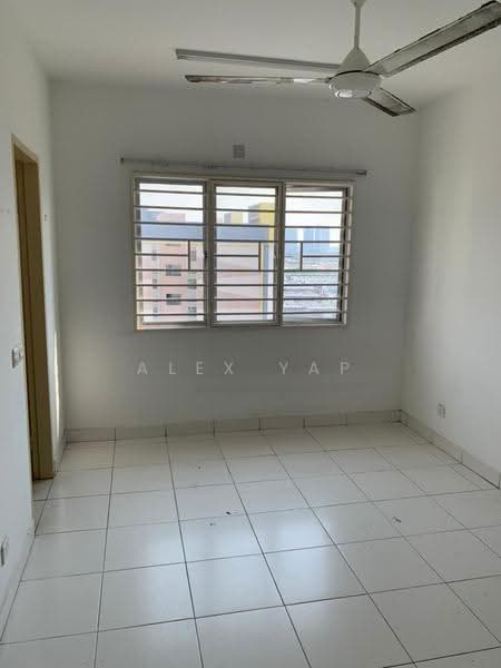 Apartment for Sale at Seri Pinang - Alex Yap - Bedroom - PropertyGuru.com.my