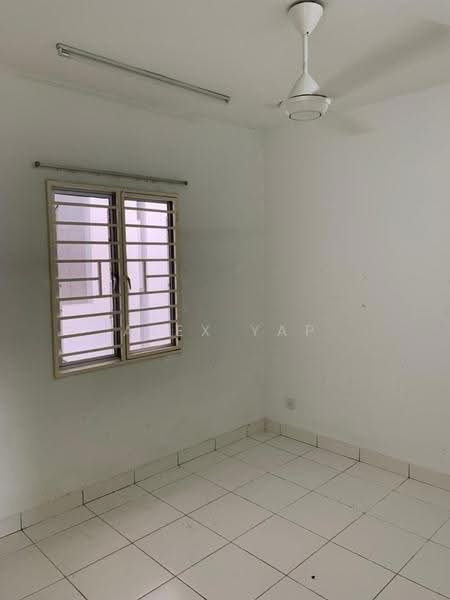 Apartment for Sale at Seri Pinang - Alex Yap - Bedroom - PropertyGuru.com.my