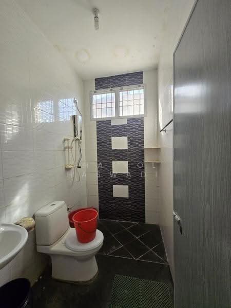 Rumah Teres 1-Tingkat untuk Dijual di Bandar Seri Astana (Sungai Petani) - Khairol Haswadi - Bathroom - PropertyGuru.com.my