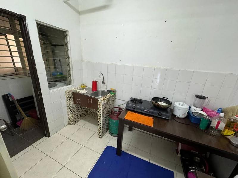 Kondominium untuk Dijual di Cova Villa - Michelle Yun - Kitchen - PropertyGuru.com.my