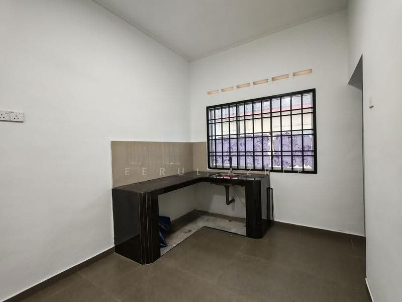1-storey Terraced House for Sale in Kota Masai (Pasir Gudang) - Ameerul Azrie - Kitchen - PropertyGuru.com.my