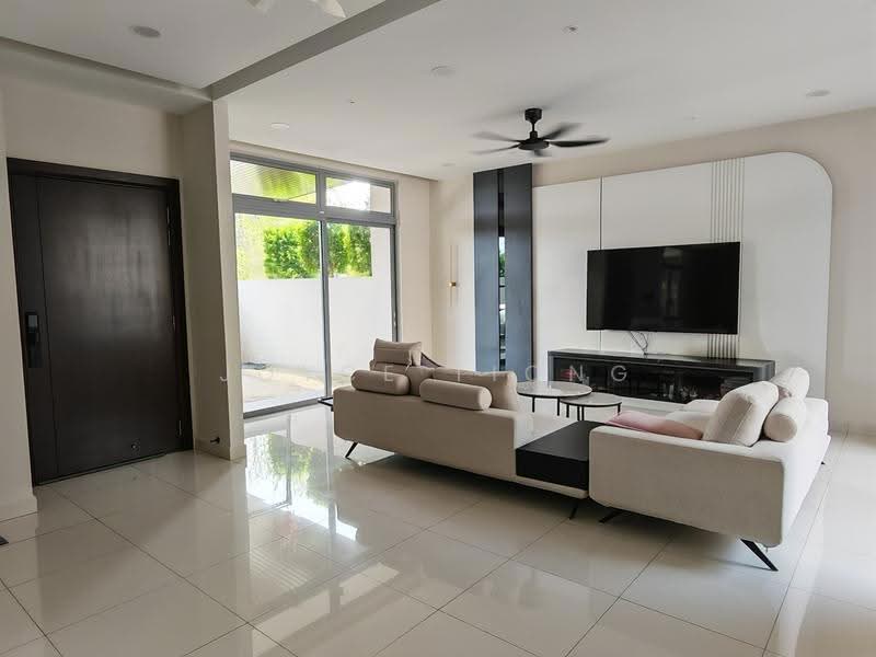 Rumah Teres 2-Tingkat untuk Dijual di Bandar Mahkota Cheras (Cheras) - Joyce Tiong - Living Room - PropertyGuru.com.my