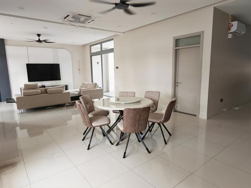 Rumah Teres 2-Tingkat untuk Dijual di Bandar Mahkota Cheras (Cheras) - Joyce Tiong - Living Room - PropertyGuru.com.my