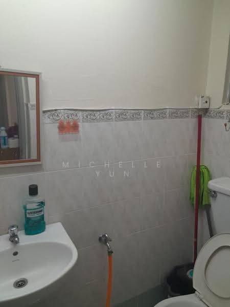 Kondominium untuk Dijual di Pelangi Damansara - Michelle Yun - Bathroom - PropertyGuru.com.my