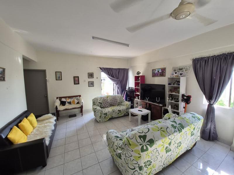 Kondominium untuk Dijual di Pelangi Damansara - Michelle Yun - Living Room - PropertyGuru.com.my