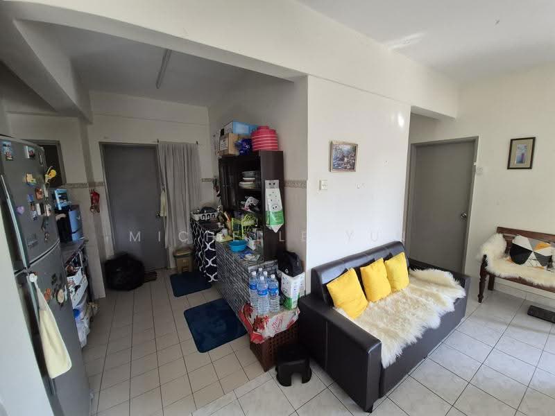 Kondominium untuk Dijual di Pelangi Damansara - Michelle Yun - Living Room - PropertyGuru.com.my