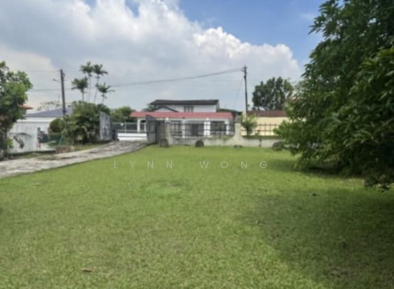 Bungalow House untuk Dijual di Taman Majidee (Johor Bahru) - Lynn Wong - Exterior - PropertyGuru.com.my