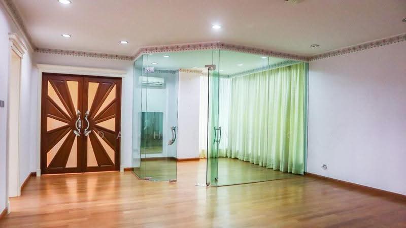 Kondominium untuk Dijual di Continental Heights - Daphne Wong - Entrance - PropertyGuru.com.my