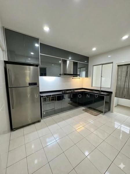 Pangsapuri untuk Dijual di Prima Tiara 1 - Yubi Leong - Kitchen - PropertyGuru.com.my