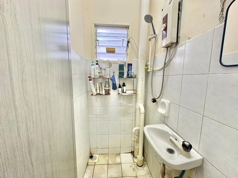 Pangsapuri untuk Dijual di Merdeka Villa - Muz Hafiz - PropertyGuru.com.my
