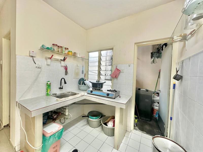 Pangsapuri untuk Dijual di Merdeka Villa - Muz Hafiz - PropertyGuru.com.my