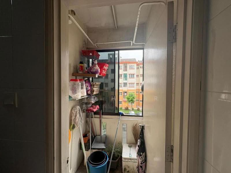 Pangsapuri untuk Dijual di Pangsapuri Jaya - Siti Hajar - Balcony - PropertyGuru.com.my