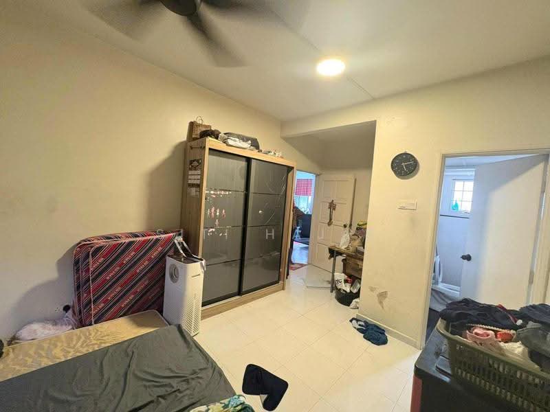 Pangsapuri untuk Dijual di Pangsapuri Jaya - Siti Hajar - Bedroom - PropertyGuru.com.my