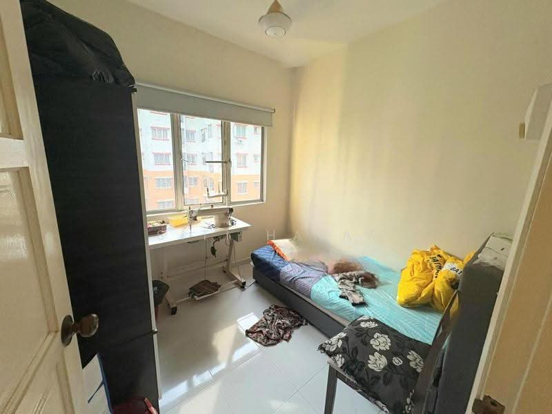 Pangsapuri untuk Dijual di Pangsapuri Jaya - Siti Hajar - Bedroom - PropertyGuru.com.my