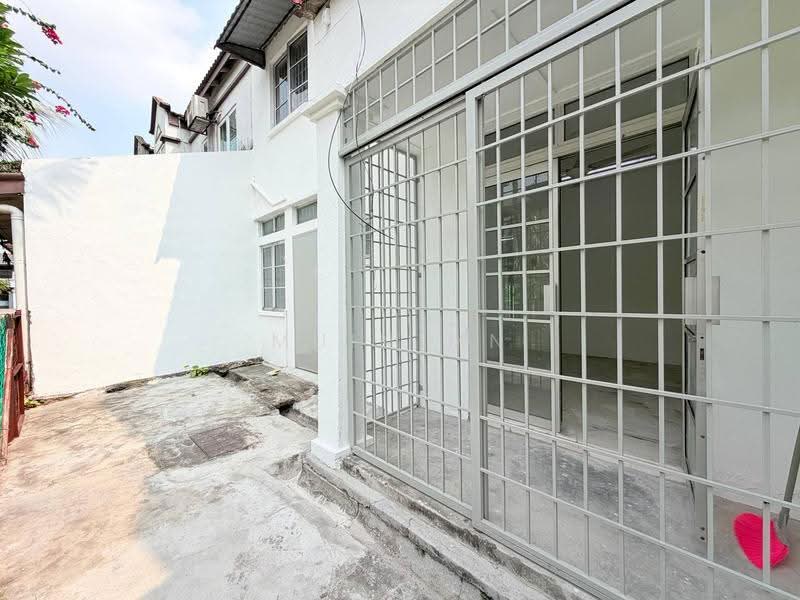 Rumah Teres 2-Tingkat untuk Dijual di Usj 1 (Subang Jaya) - Muin Mn - Exterior - PropertyGuru.com.my