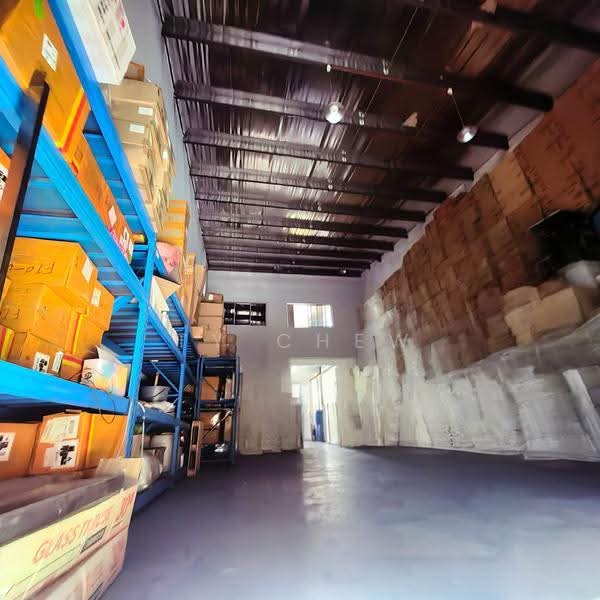Terrace Factory for Sale in Bukit Kemuning (Shah Alam) - TY Chew - Interior - PropertyGuru.com.my