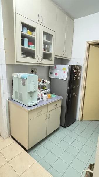 Pangsapuri untuk Dijual di Kinrara Putri - Sherry Aw - Kitchen - PropertyGuru.com.my
