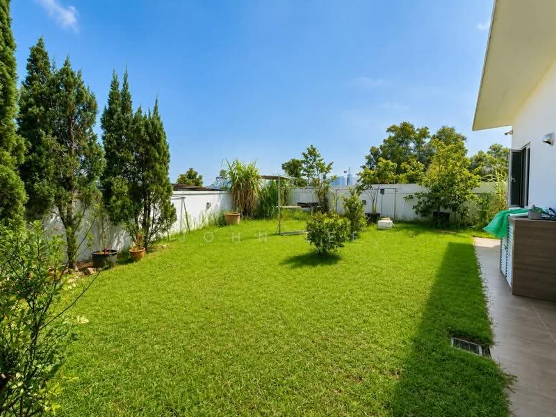 Semi-Detached House for Sale in Kinrara Residence (Puchong) - John Lee - Garden - PropertyGuru.com.my