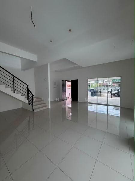 Semi-Detached House for Sale in Bandar Tasek Mutiara (Simpang Ampat) - Fish Ling - Living Room - PropertyGuru.com.my
