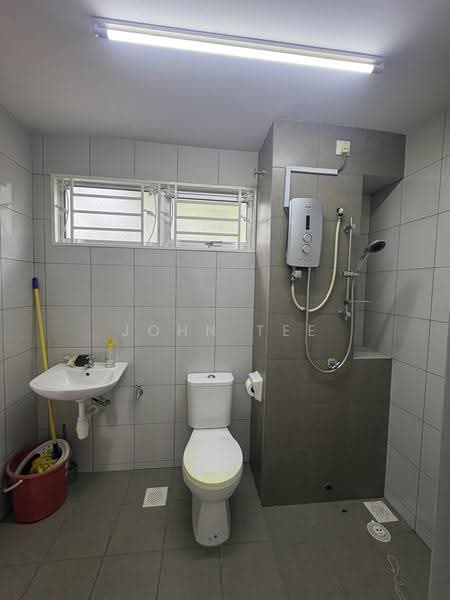 Rumah Teres 2-Tingkat untuk Dijual di Bandar Botanic (Klang) - John Tee - Bathroom - PropertyGuru.com.my