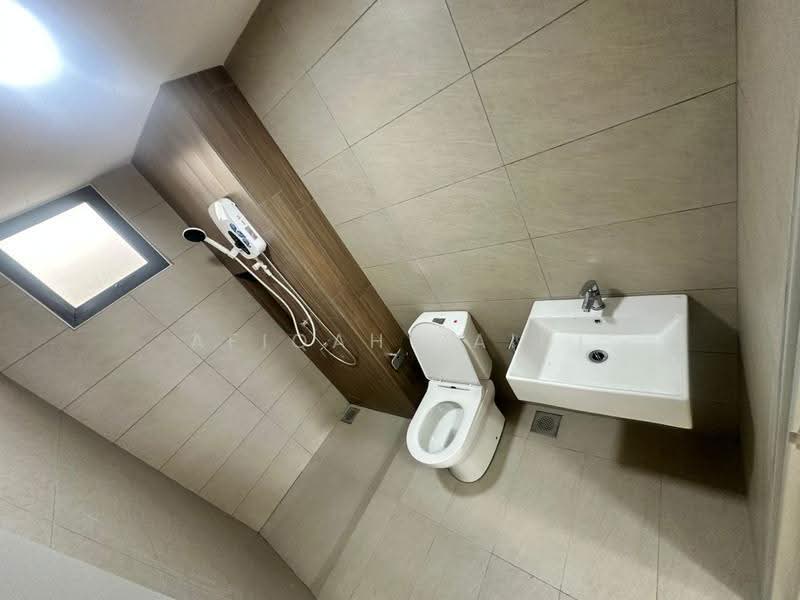 Condominium for Rent at LEA By The Hills - Afiqah zaidi - Bathroom - PropertyGuru.com.my