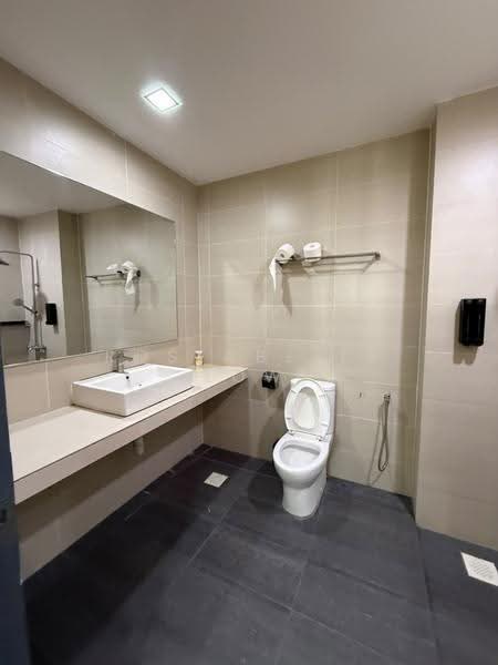 Rumah Teres 3-Tingkat untuk Disewa di Bandar Nusaputra (Puchong) - Roseabelle Low - Bathroom - PropertyGuru.com.my