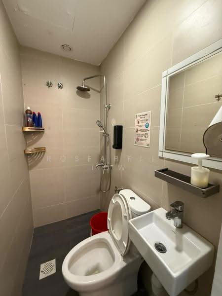 Rumah Teres 3-Tingkat untuk Disewa di Bandar Nusaputra (Puchong) - Roseabelle Low - Bathroom - PropertyGuru.com.my