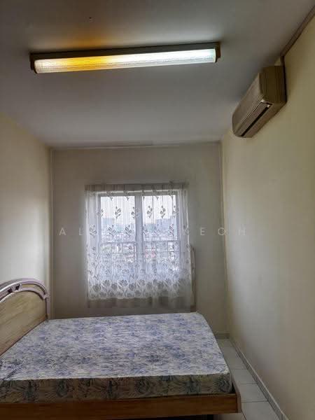 Condominium for Rent at Endah Regal Condominium - Alicia Yeoh - Bedroom - PropertyGuru.com.my