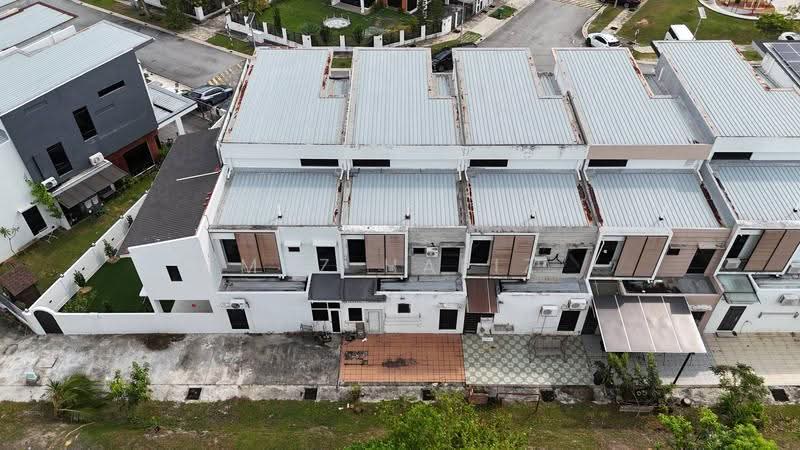 2.5-storey Terraced House for Sale in Taman TTDI Grove (Kajang) - Muz Hafiz - Exterior - PropertyGuru.com.my
