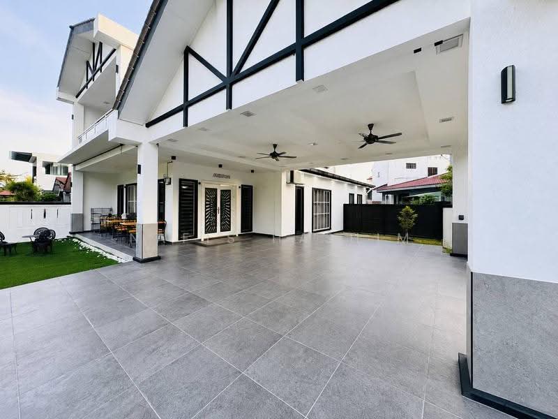 Rumah Teres 2-Tingkat untuk Dijual di Shah Alam (Selangor) - Nafis Hashim - Exterior - PropertyGuru.com.my