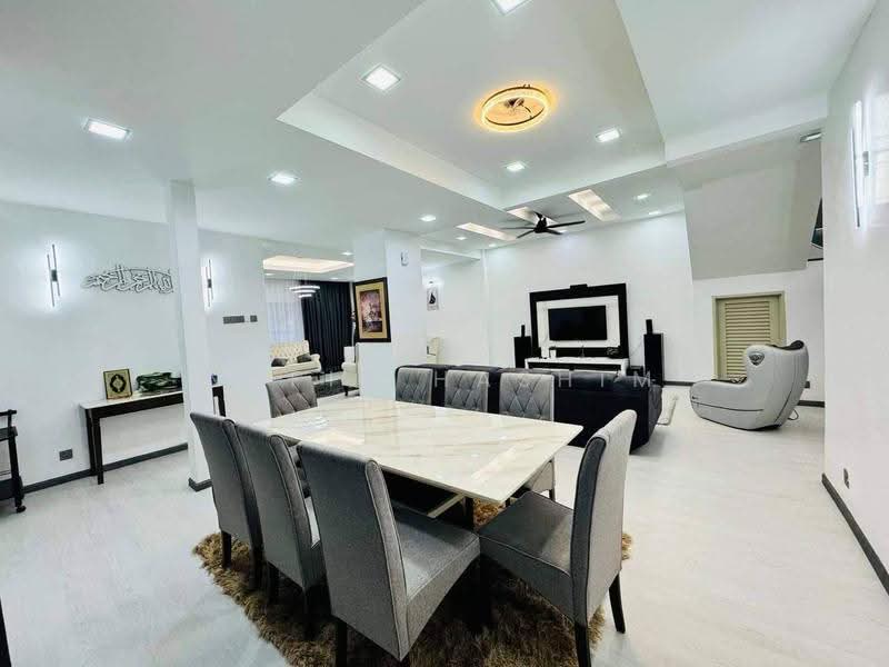 Rumah Teres 2-Tingkat untuk Dijual di Shah Alam (Selangor) - Nafis Hashim - Living Room - PropertyGuru.com.my