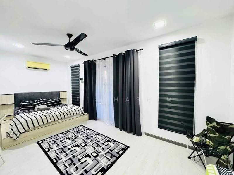 Rumah Teres 2-Tingkat untuk Dijual di Shah Alam (Selangor) - Nafis Hashim - Bedroom - PropertyGuru.com.my